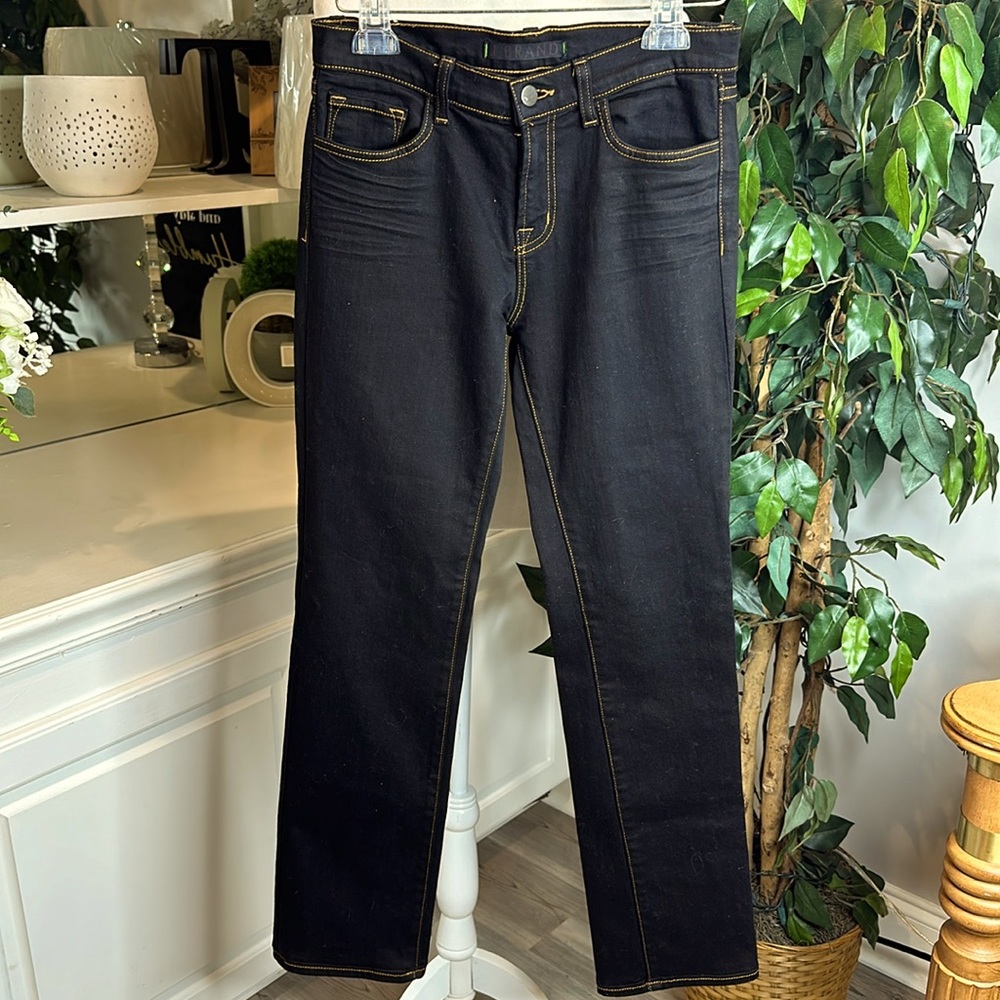 EUC J Brand Dark Black Wash Cigarette Straight Leg Jeans, 28